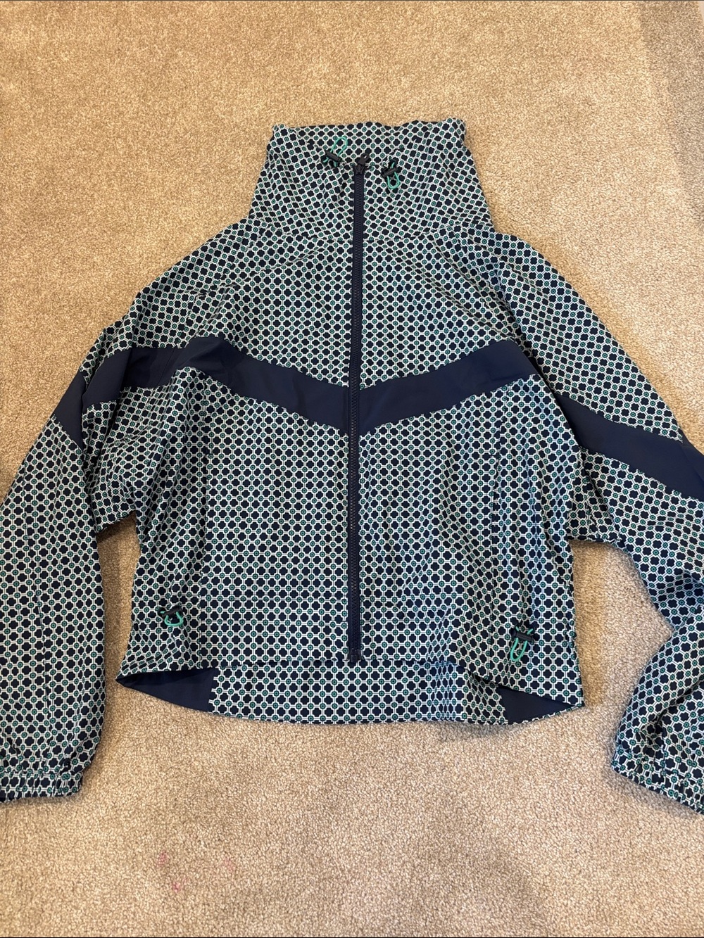 Beach Riot Women’s Lightweight Patterned Windbreaker Jacket - Blue/White